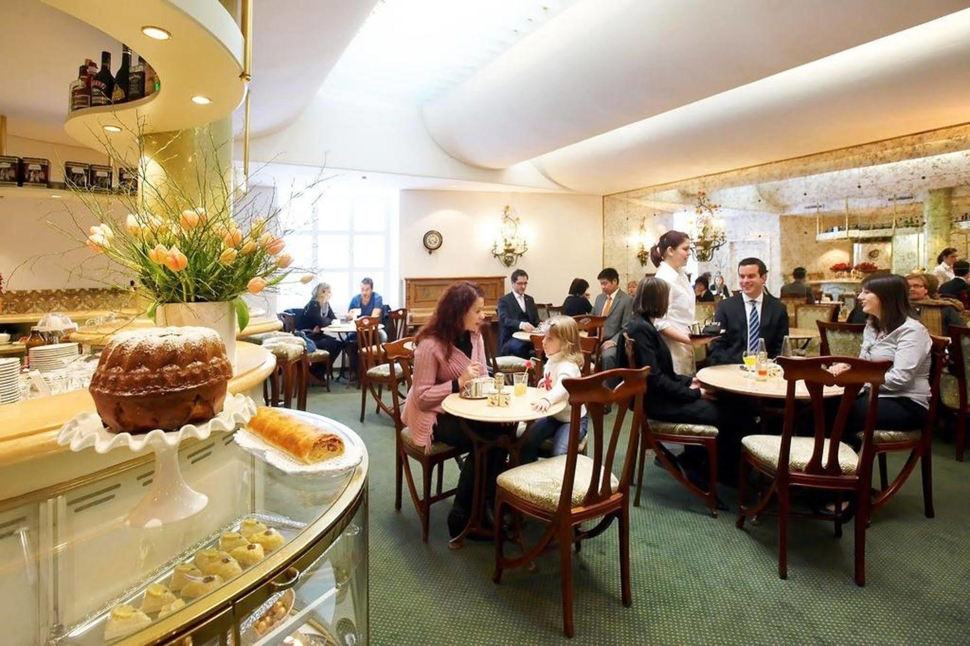 Hotel Mozart Роршах Экстерьер фото